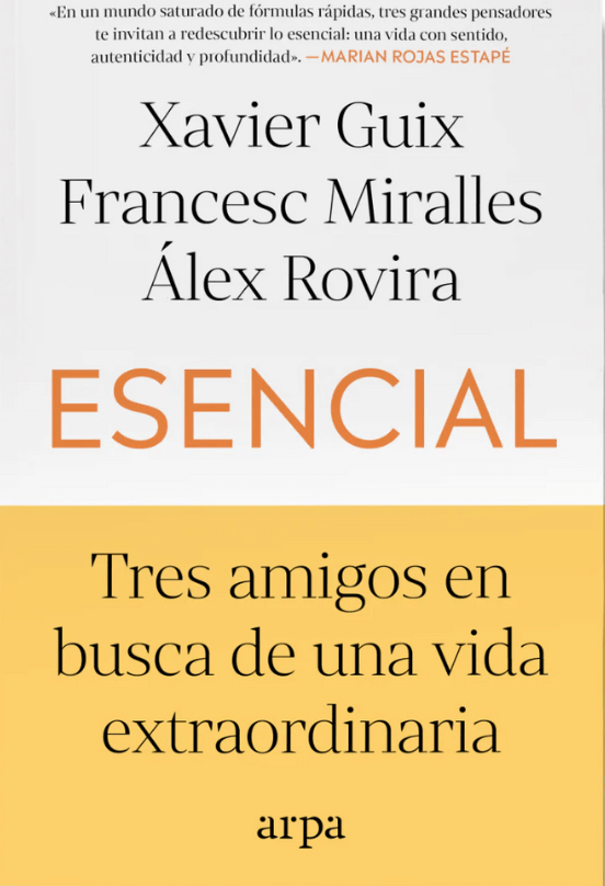 Tres grandes amigos sintetizan décadas de experiencia, reflexión y acompañamiento emocional para extraer 21 fundamentos de la buena vida ¿Y si el verdadero bienestar no dependiera de tener más, sino de encontrar una conexión más profunda con nuestra vida? En Esencial, tres referentes del desarrollo personal nos invitan a emprender un viaje interior hacia lo que da sentido, serenidad y plenitud a nuestra existencia. Amor, culpa, gratitud, miedo, transformación... Cada capítulo abre una puerta a la reflexión y ofrece claves prácticas para vivir con más consciencia y menos ansiedad. No se trata de cambiar tu vida en siete días, sino de recordar —paso a paso— lo que siempre ha estado dentro de ti. Porque una vida extraordinaria no es la que lo tiene todo, es la que se vive desde el centro. Desde lo esencial.